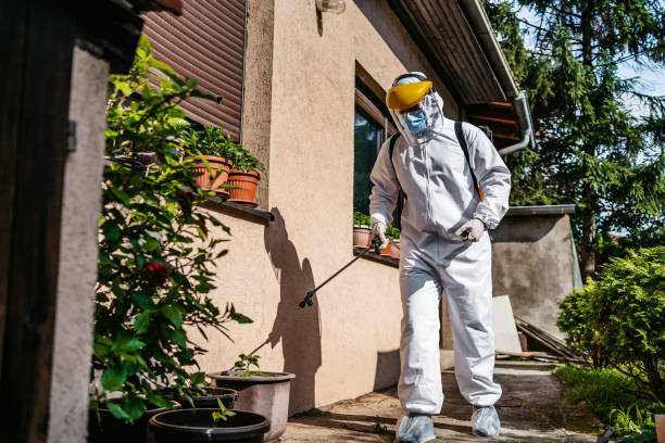 Best Exterminator Services  in Oakland, IA